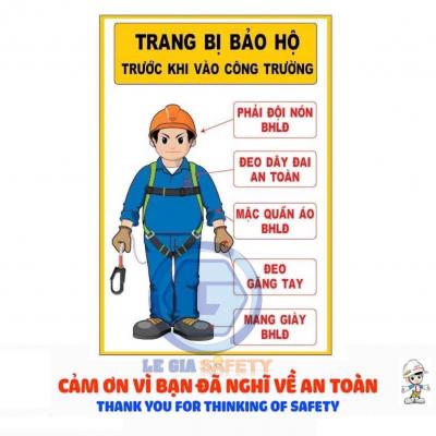 Biển báo trang bị bảo hộ trước khi vào công trường