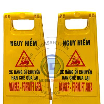 Biển Nhựa Cảnh Báo Chữ A - Nguy Hiểm Xe Nâng Di Chuyển Hạn Chế Qua Lại